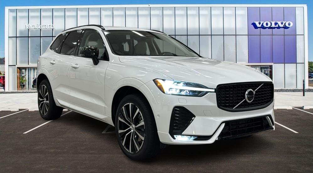 2025 Volvo XC60 Plus 1