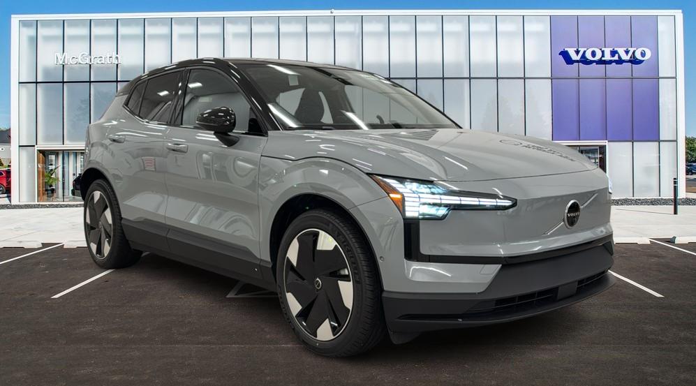 2025 Volvo EX30 Ultra 1