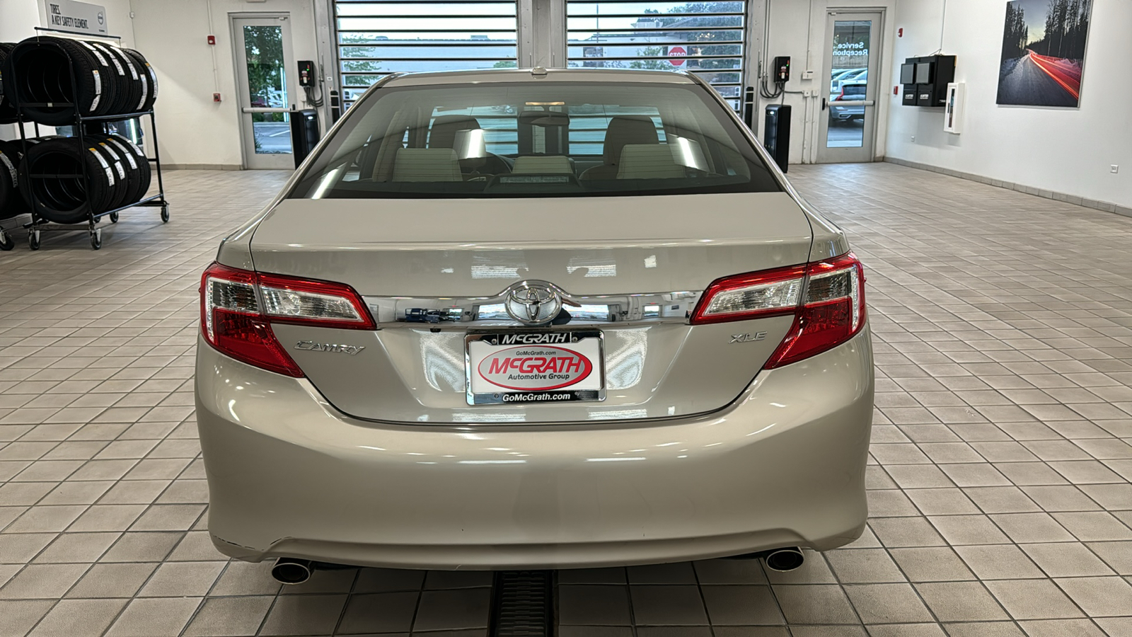 2014 Toyota Camry XLE 6