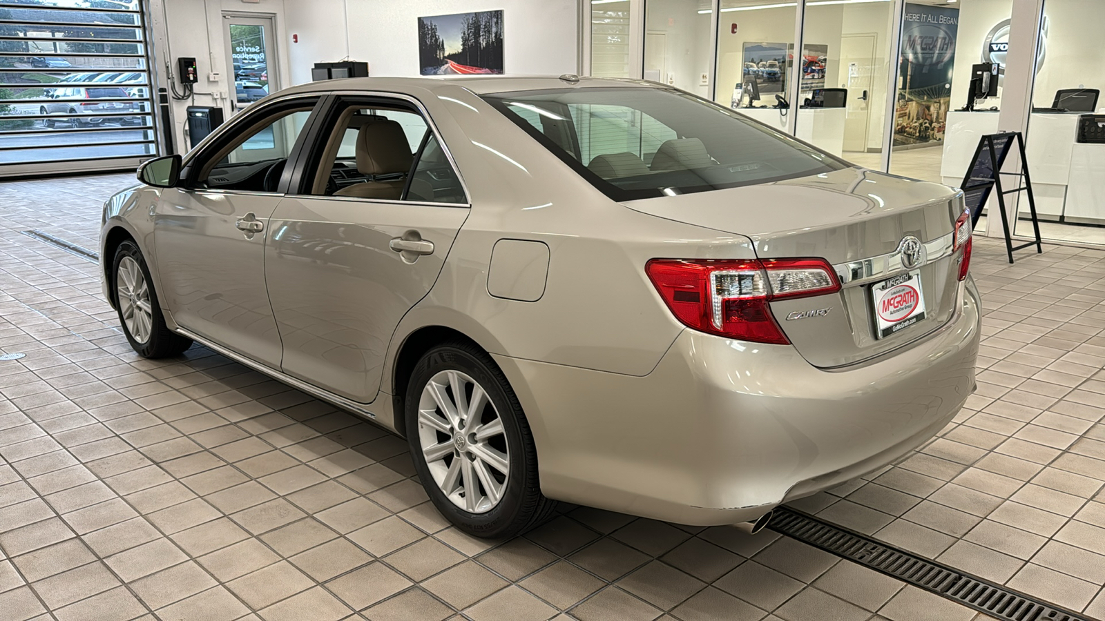 2014 Toyota Camry XLE 7