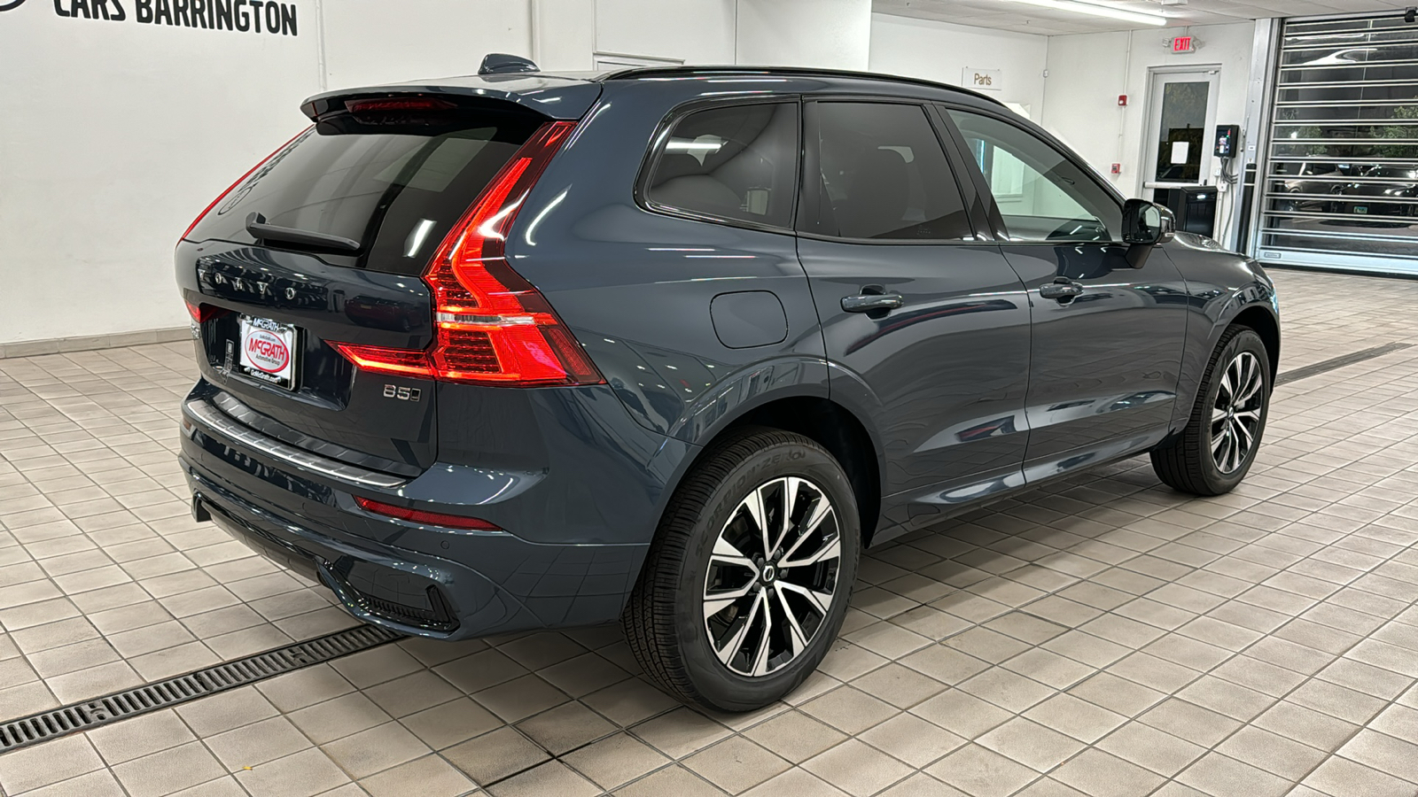 2025 Volvo XC60 Core 4