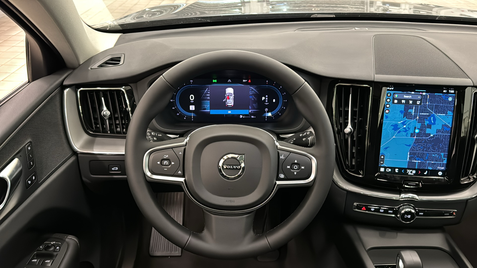 2025 Volvo XC60 Core 11