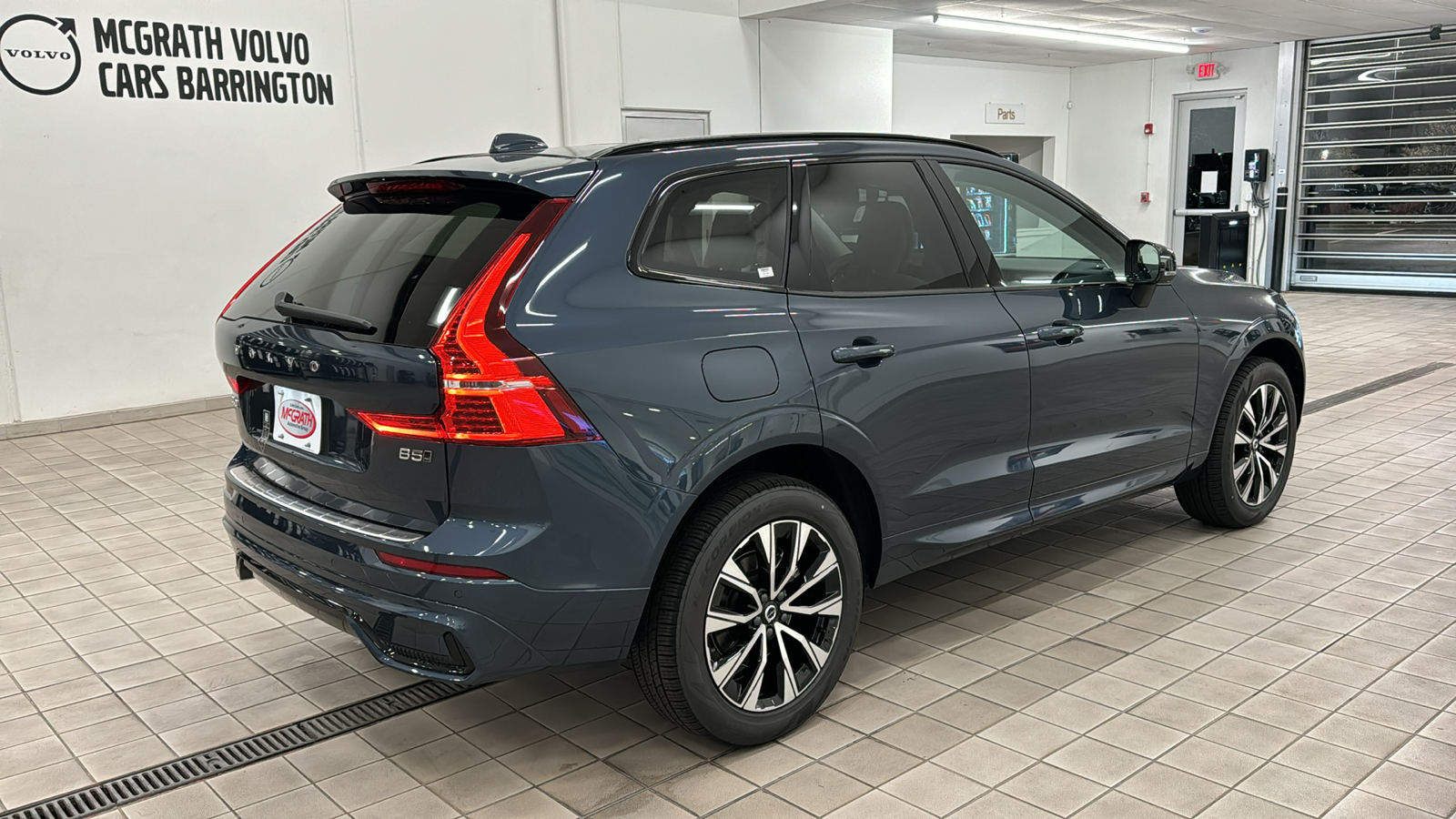 2025 Volvo XC60 Core 4