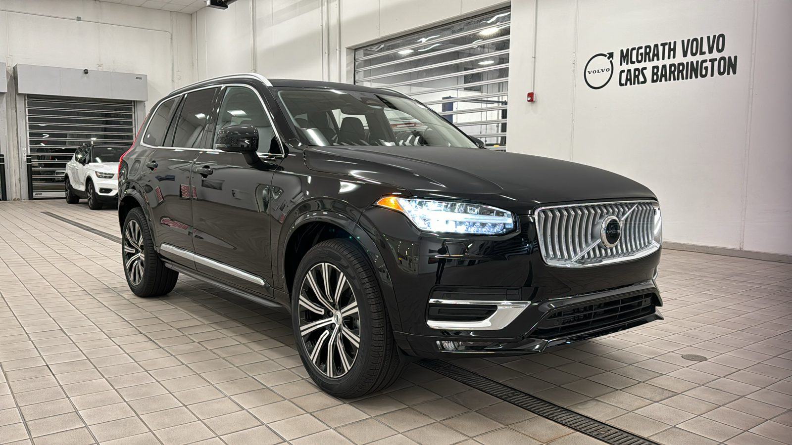 2025 Volvo XC90 Core 2