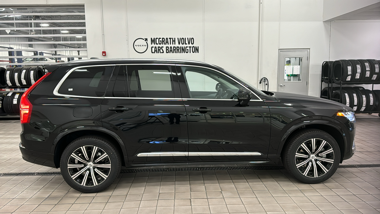 2025 Volvo XC90 Core 3