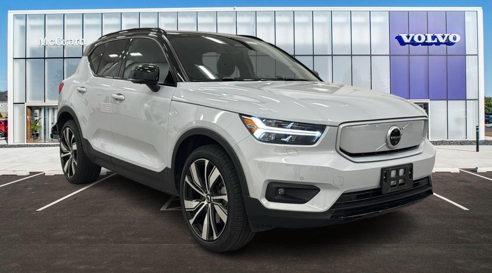 2021 Volvo XC40 Rechg Pure Elec P8 1