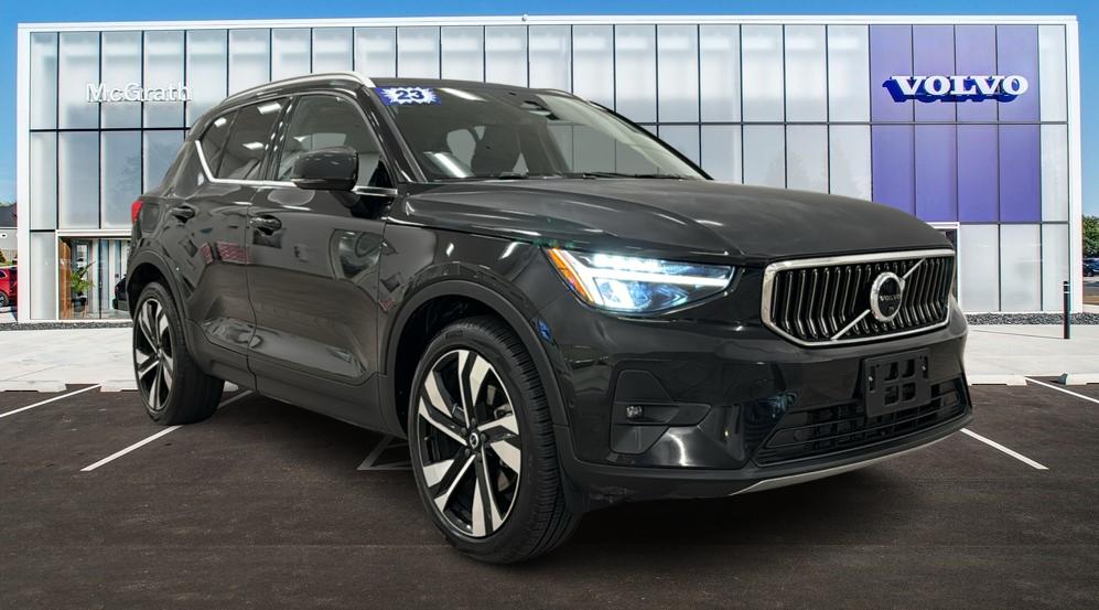 2023 Volvo XC40 Ultimate Bright Theme 1