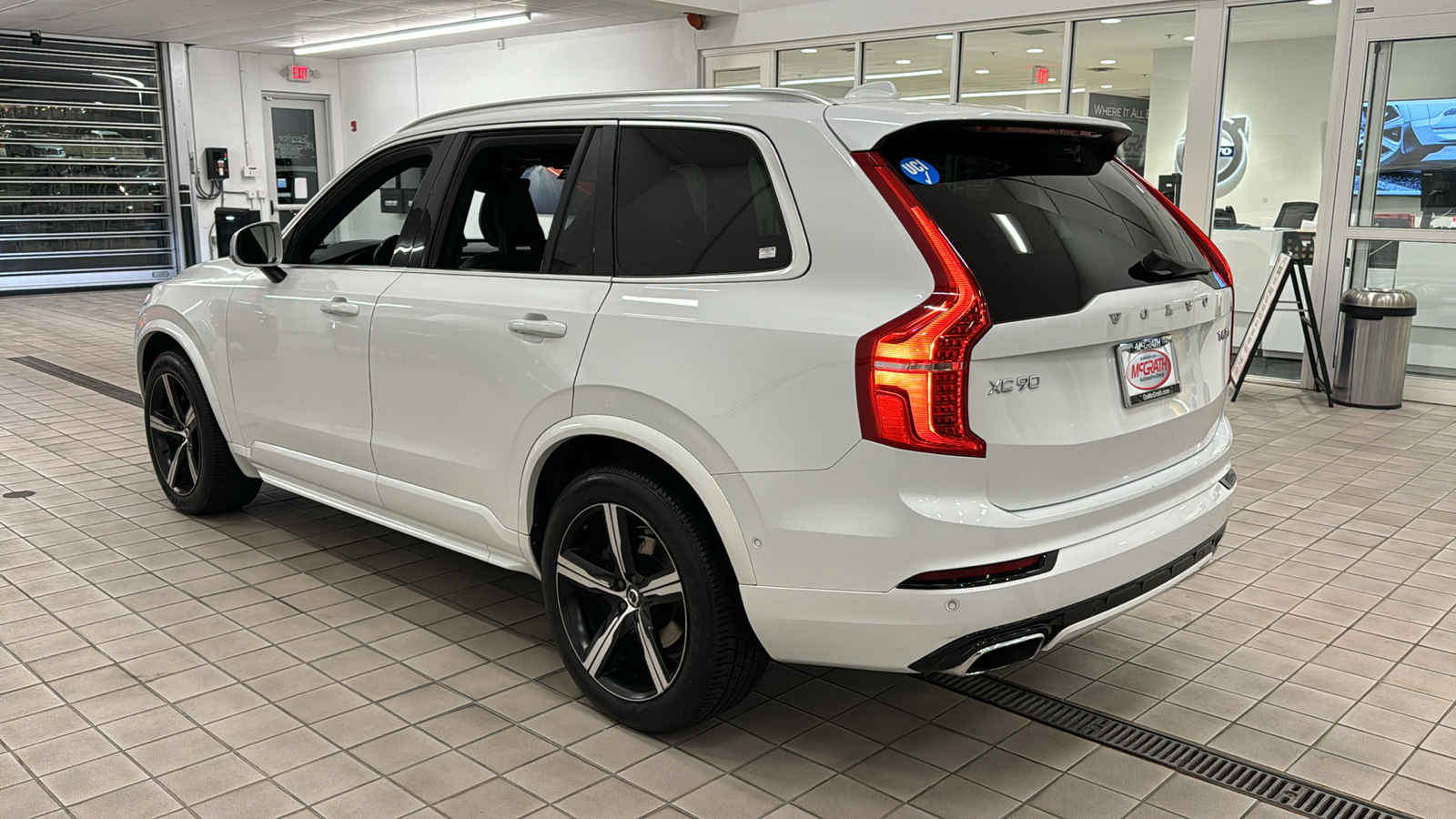 2018 Volvo XC90 R-Design 6