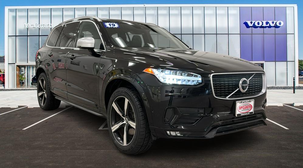 2019 Volvo XC90 R-Design 1