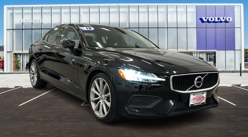 2019 Volvo S60 Momentum 1