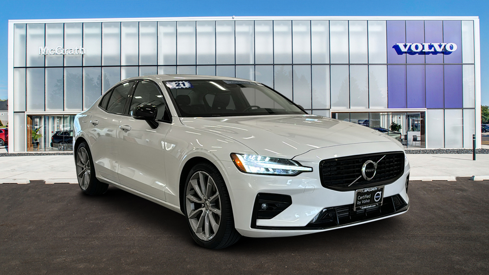 2021 Volvo S60 Momentum 1