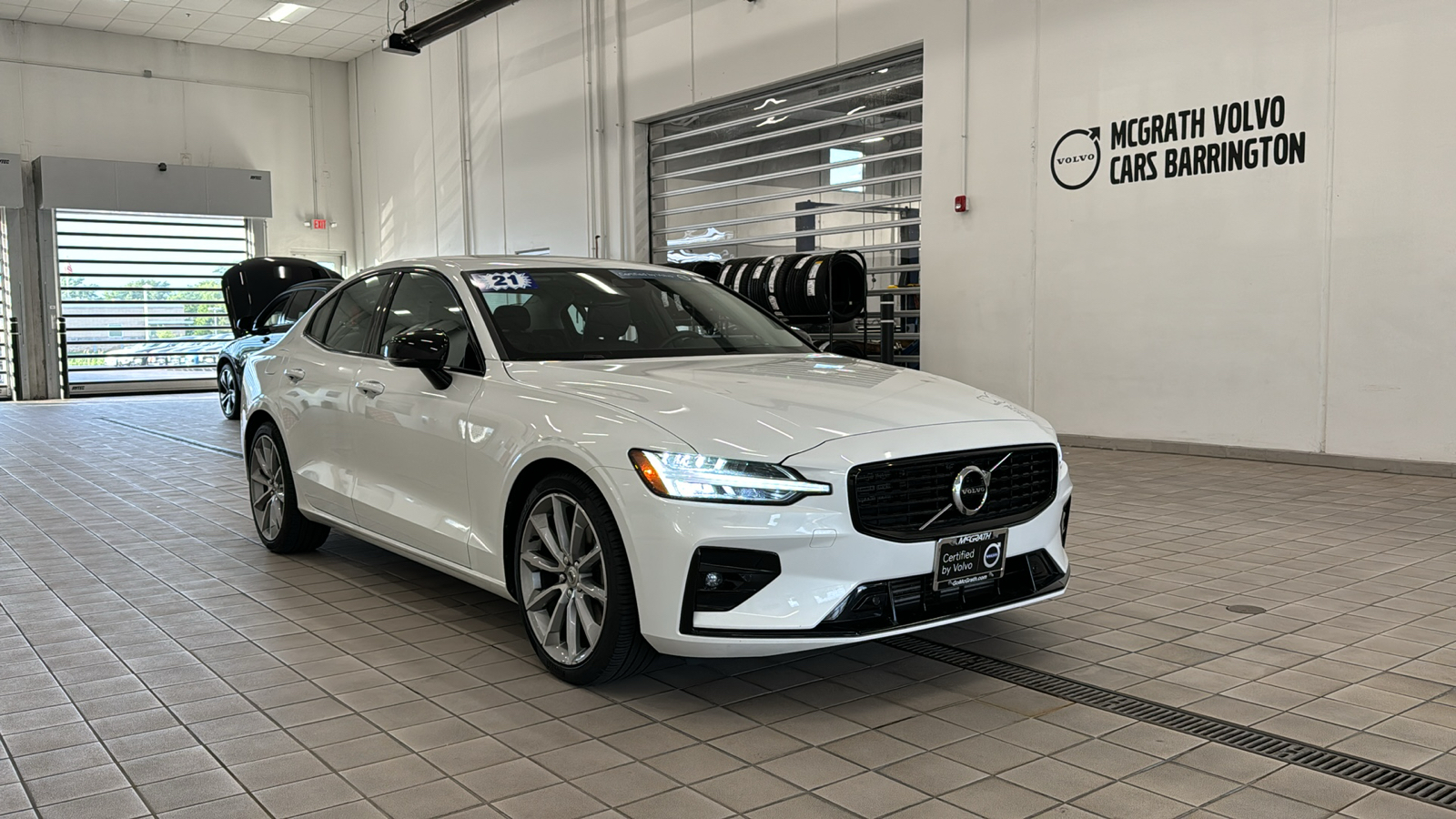 2021 Volvo S60 Momentum 2