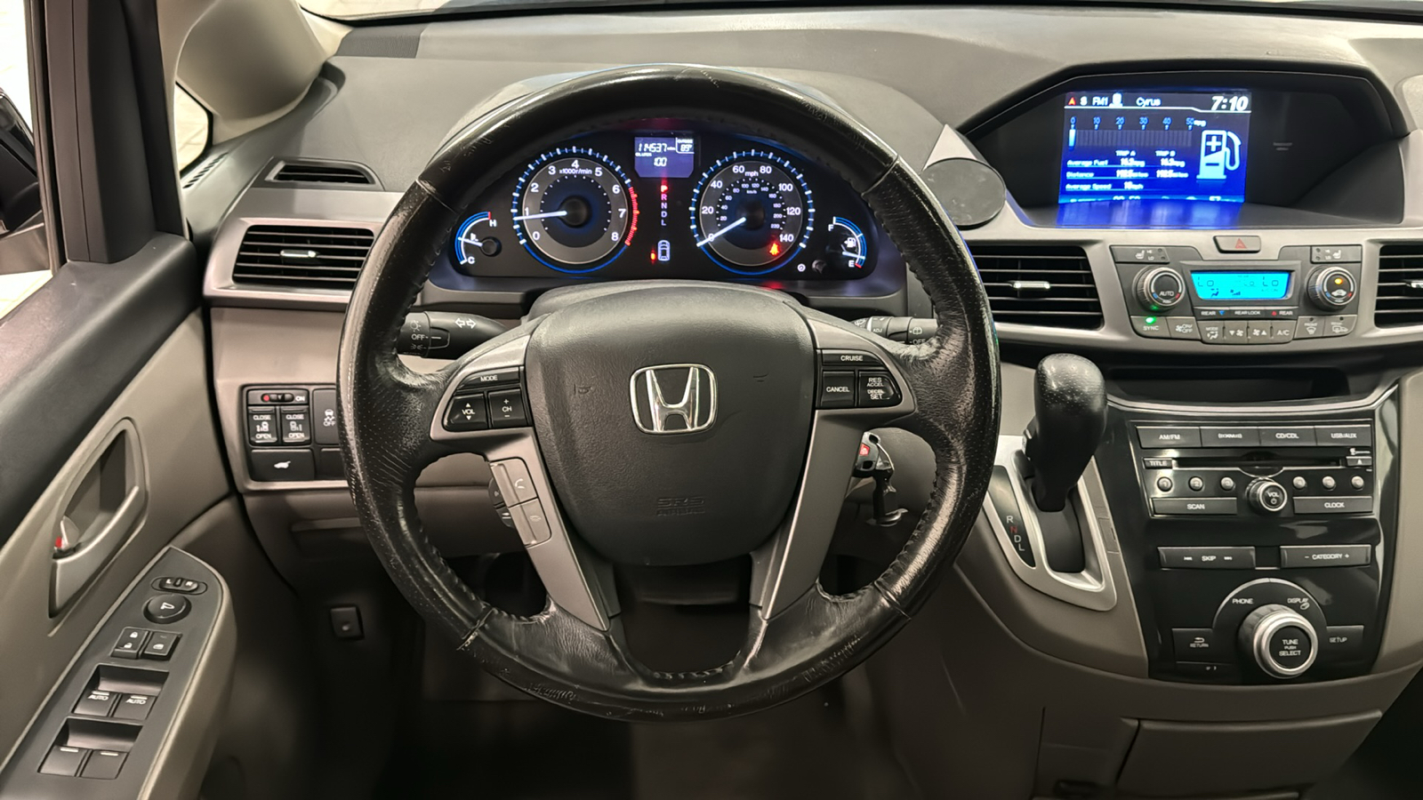 2013 Honda Odyssey EX-L 11