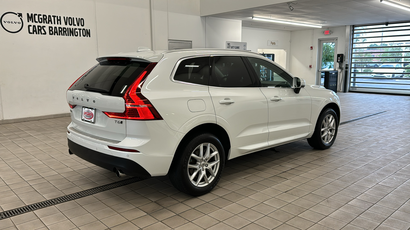 2021 Volvo XC60 Momentum 4