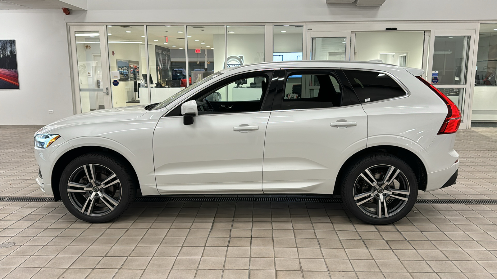 2021 Volvo XC60 Momentum 7