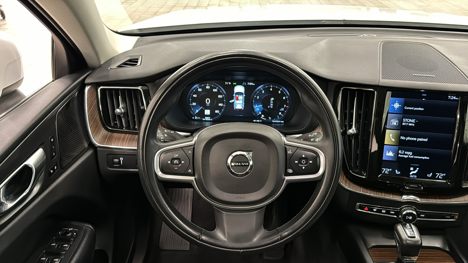 2021 Volvo XC60 Momentum 11