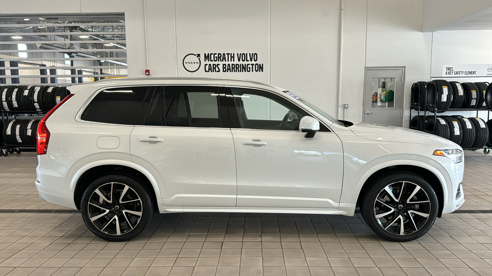 2022 Volvo XC90 Momentum 3