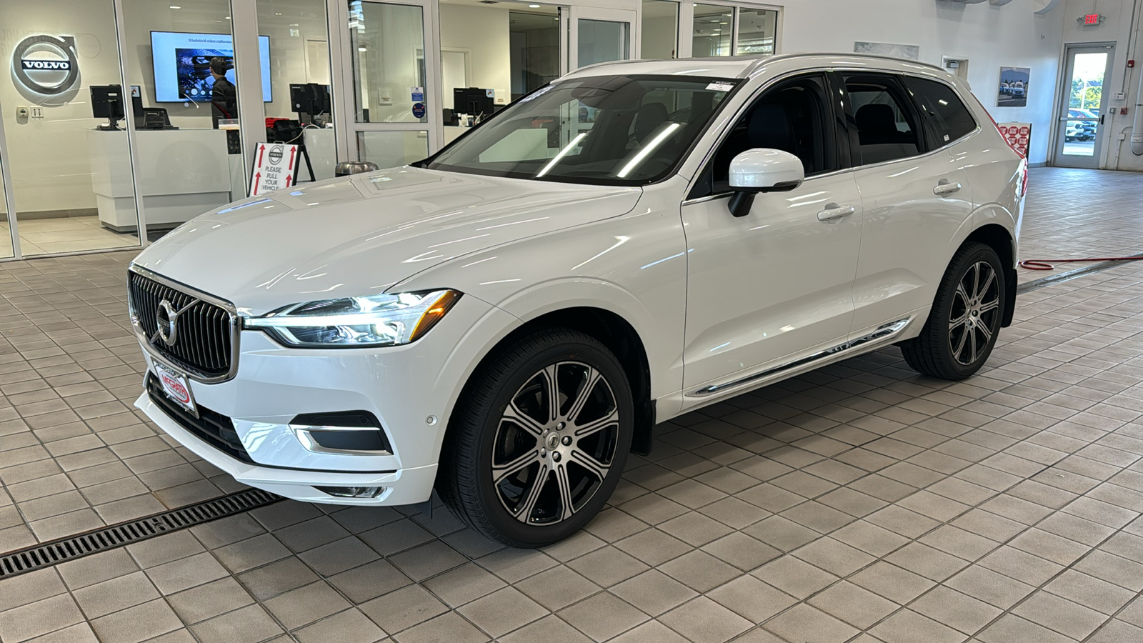 2021 Volvo XC60 Inscription 8