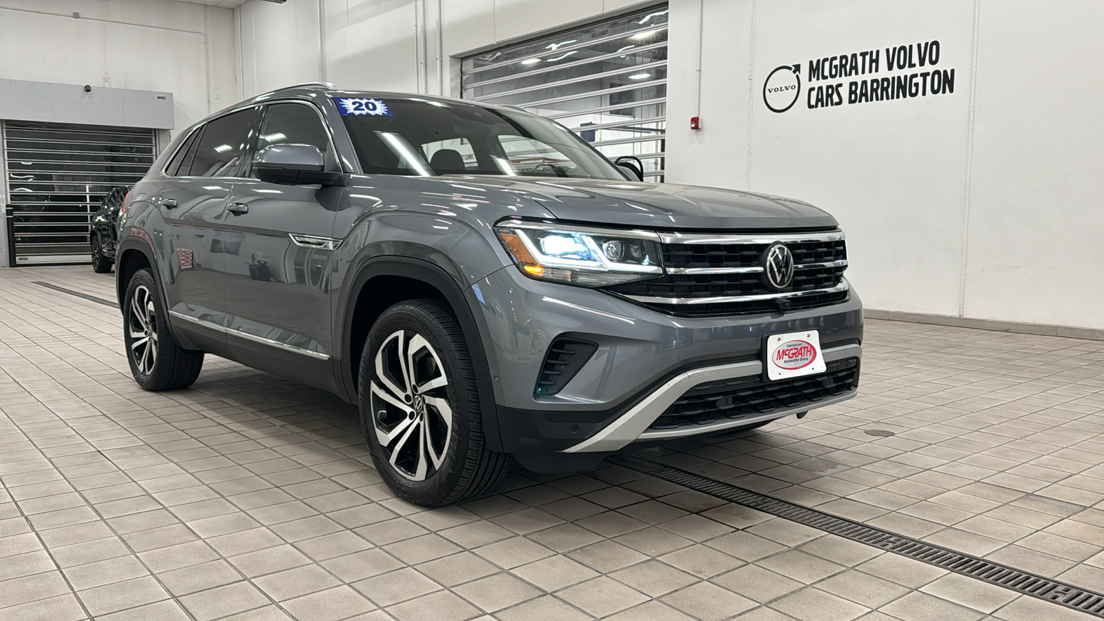 2020 Volkswagen Atlas Cross Sport 3.6L V6 SEL Premium 2