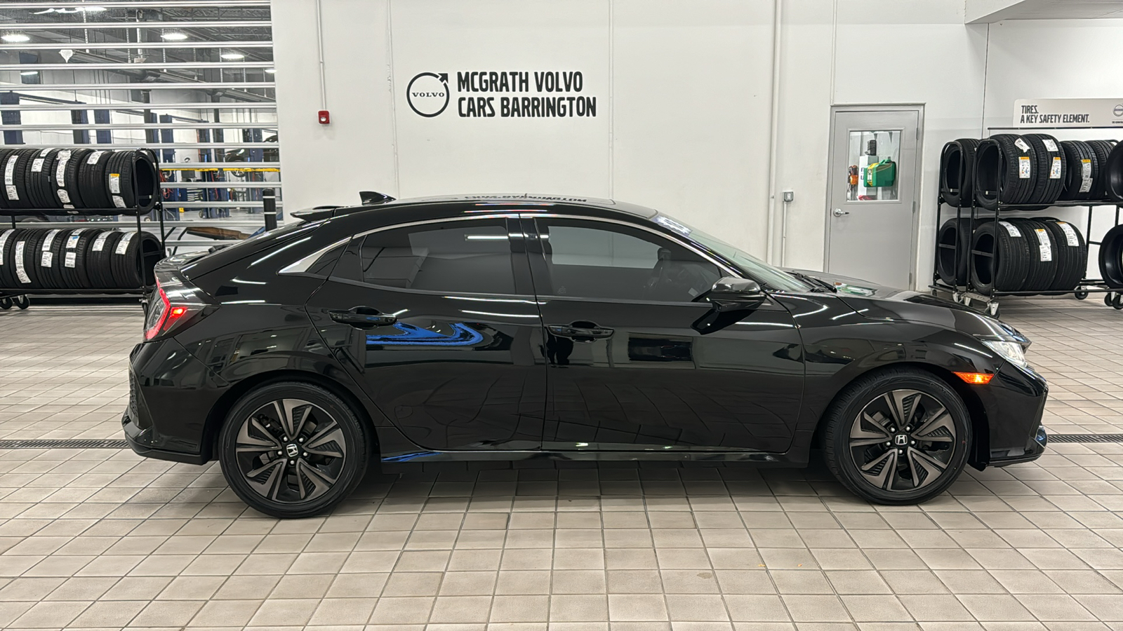 2018 Honda Civic Hatchback EX 3