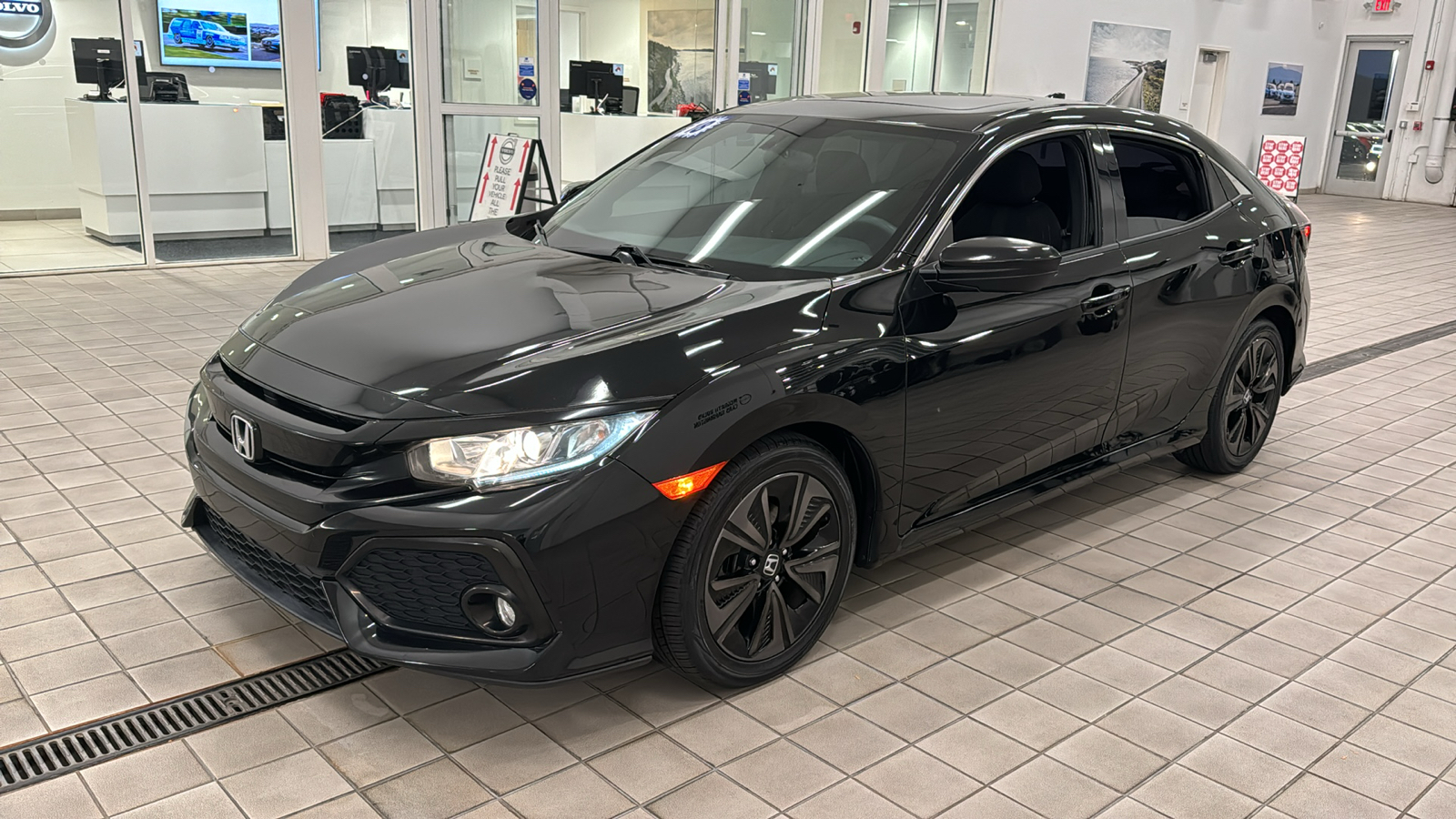 2018 Honda Civic Hatchback EX 8