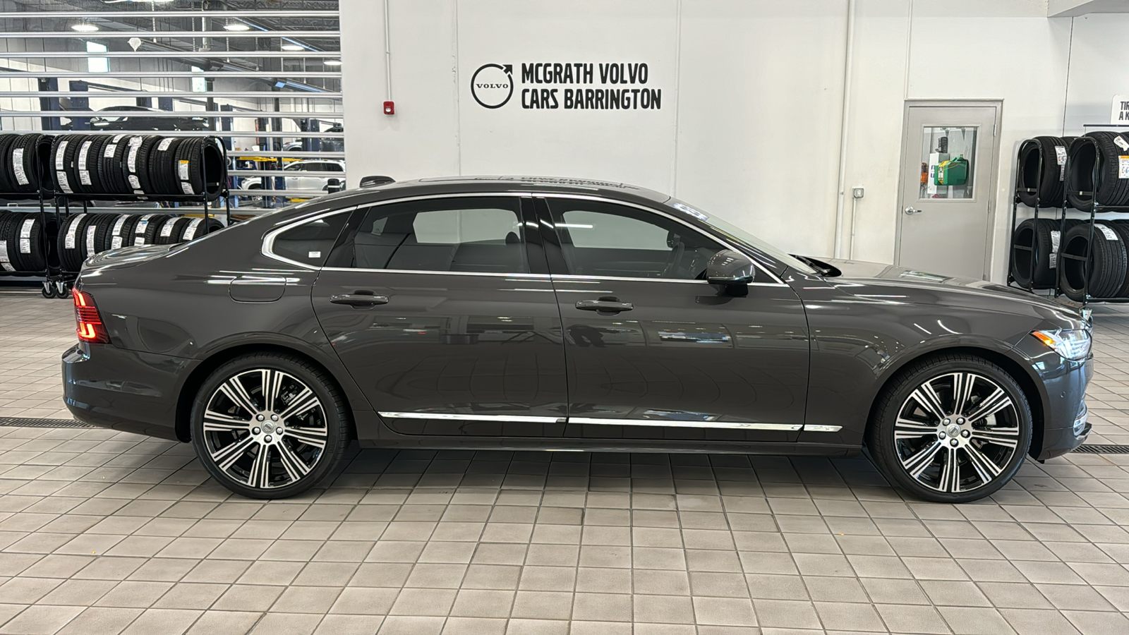 2023 Volvo S90 Plus 3