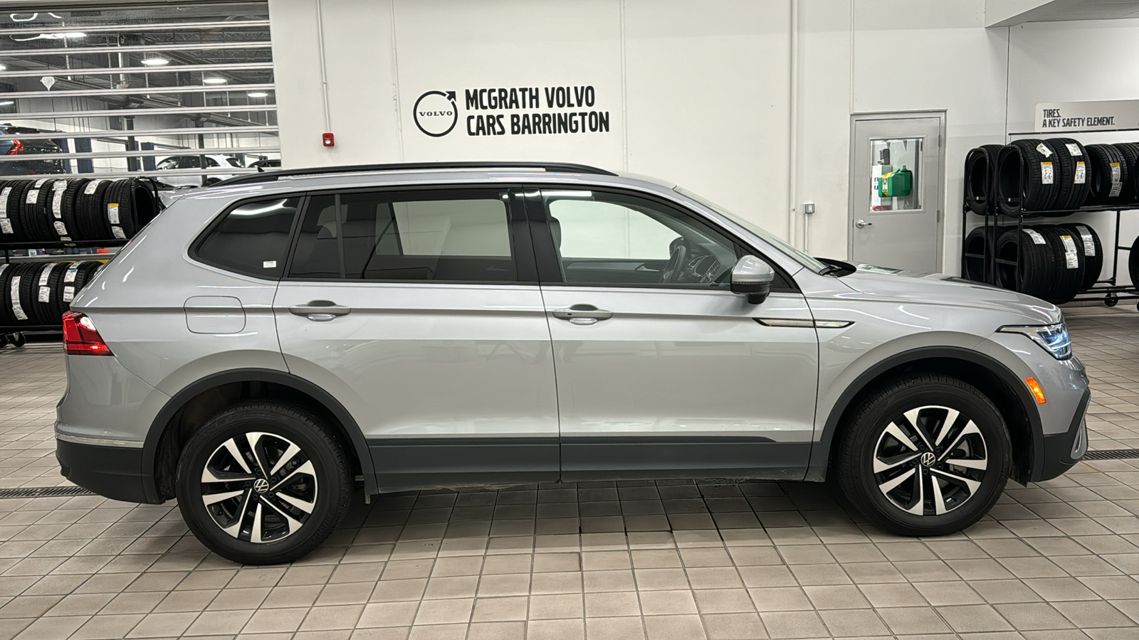 2024 Volkswagen Tiguan S 3