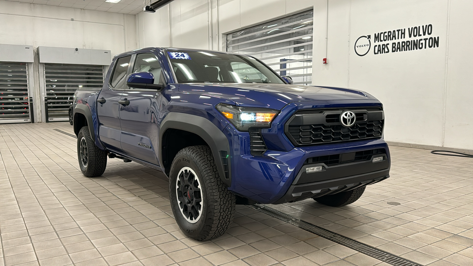 2024 Toyota Tacoma 4WD TRD Off Road 2