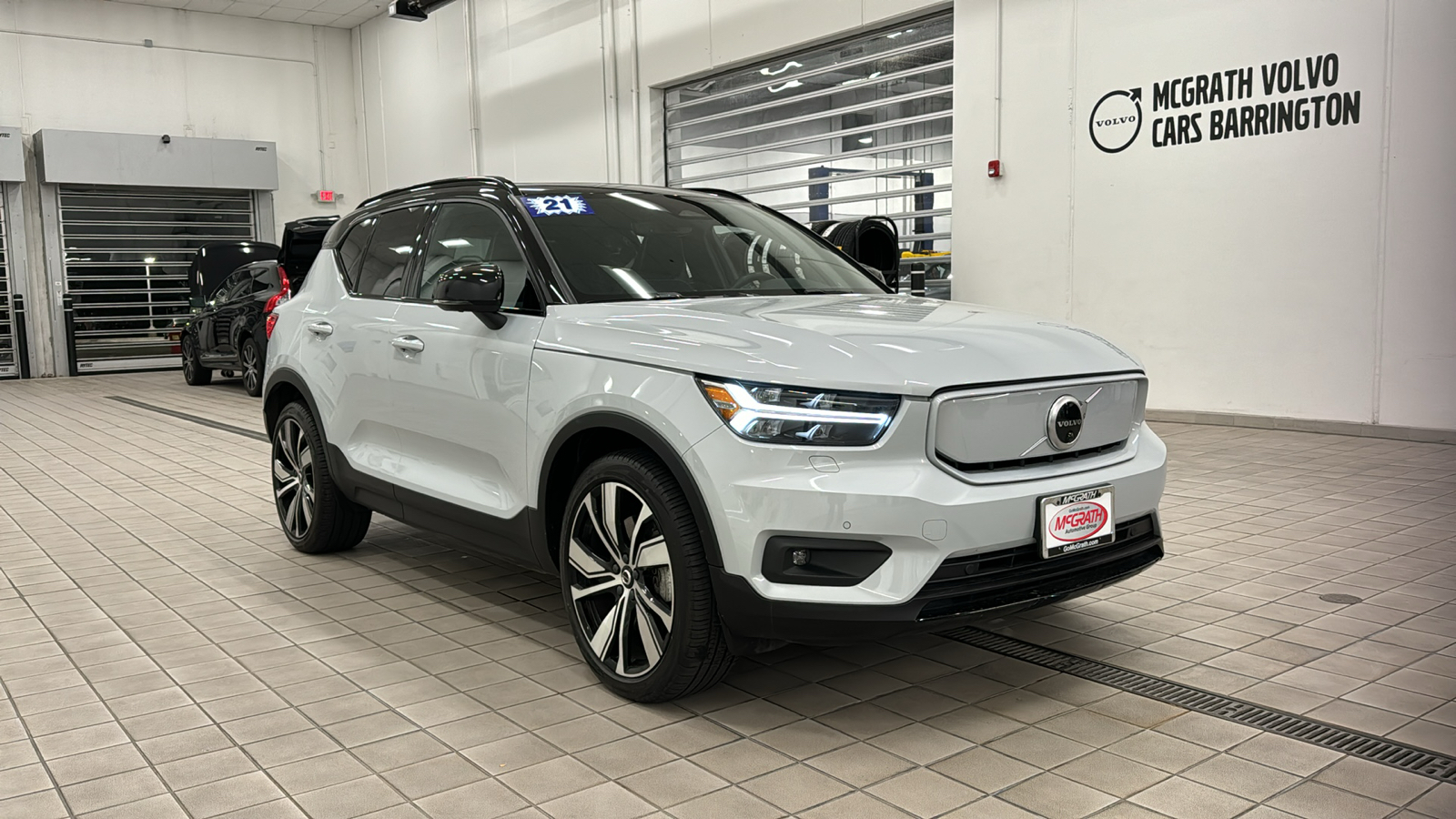 2021 Volvo XC40 Rechg Pure Elec P8 2