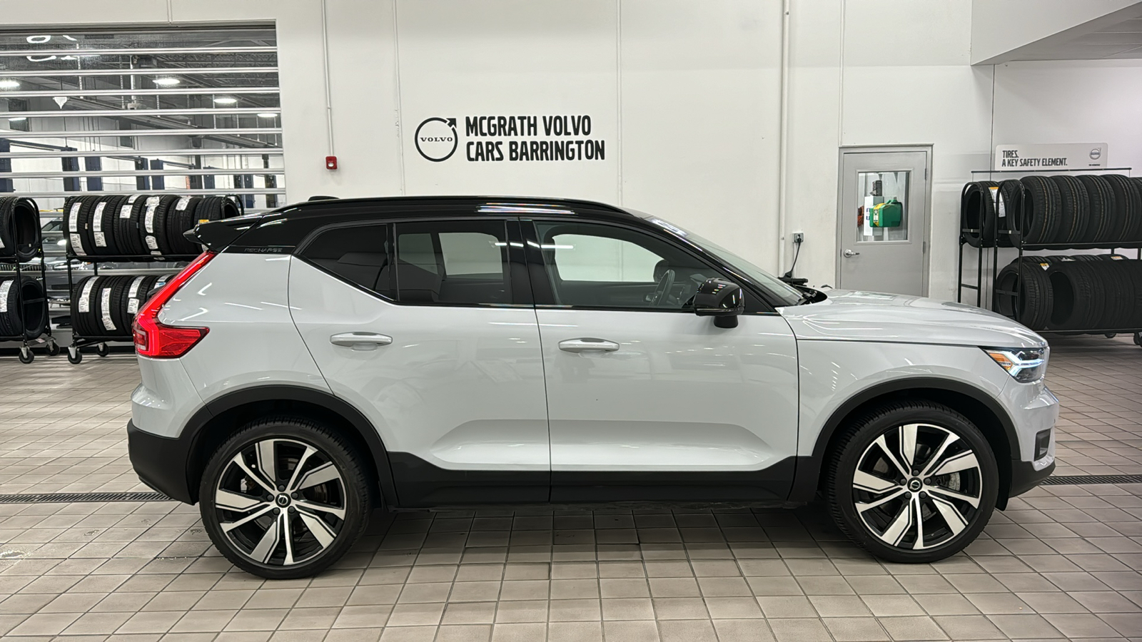 2021 Volvo XC40 Rechg Pure Elec P8 3