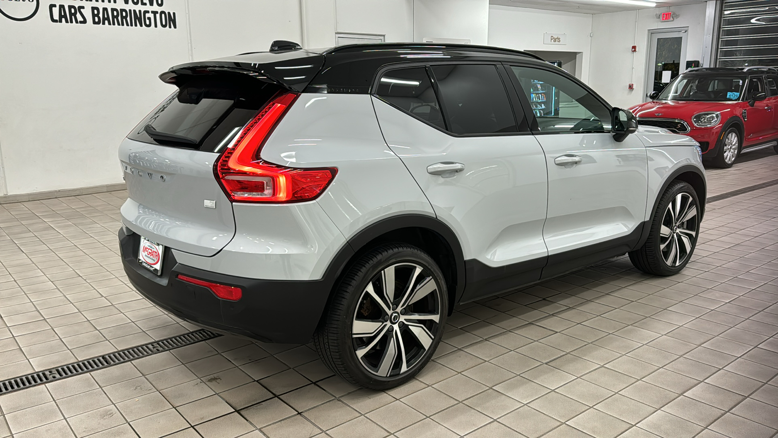 2021 Volvo XC40 Rechg Pure Elec P8 4