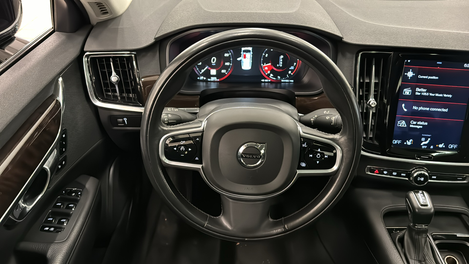 2017 Volvo S90 Momentum 11