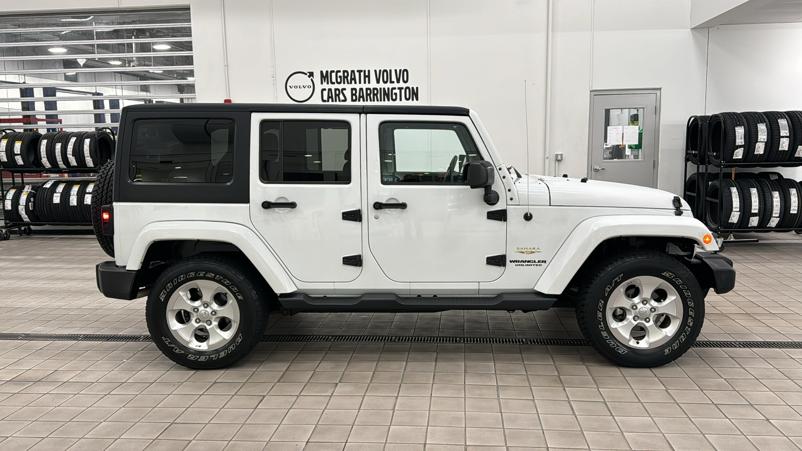 2015 Jeep Wrangler Unlimited Sahara 3