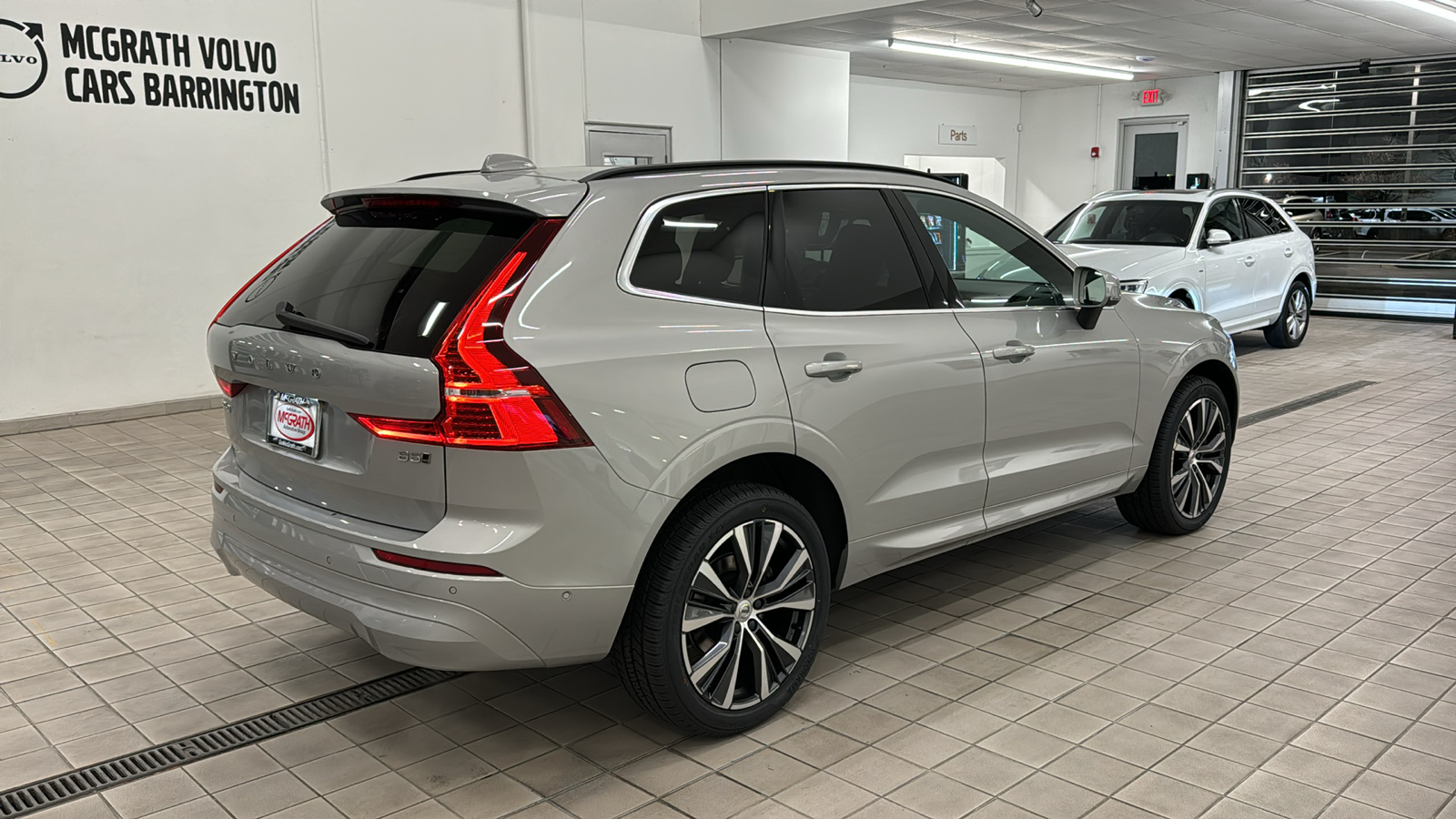 2022 Volvo XC60 Momentum 4