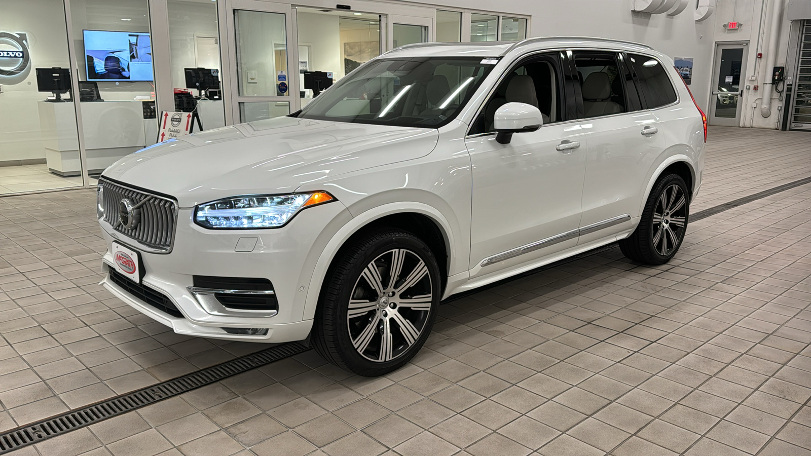 2020 Volvo XC90 Inscription 8