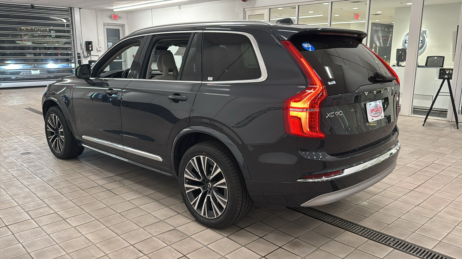 2022 Volvo XC90 Recharge Plug-In Hybrid Inscription Expression 6