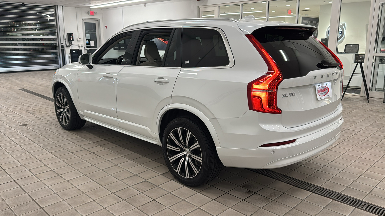 2023 Volvo XC90 Core 6