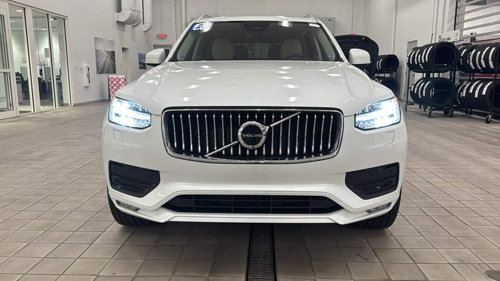 2023 Volvo XC90 Core 9