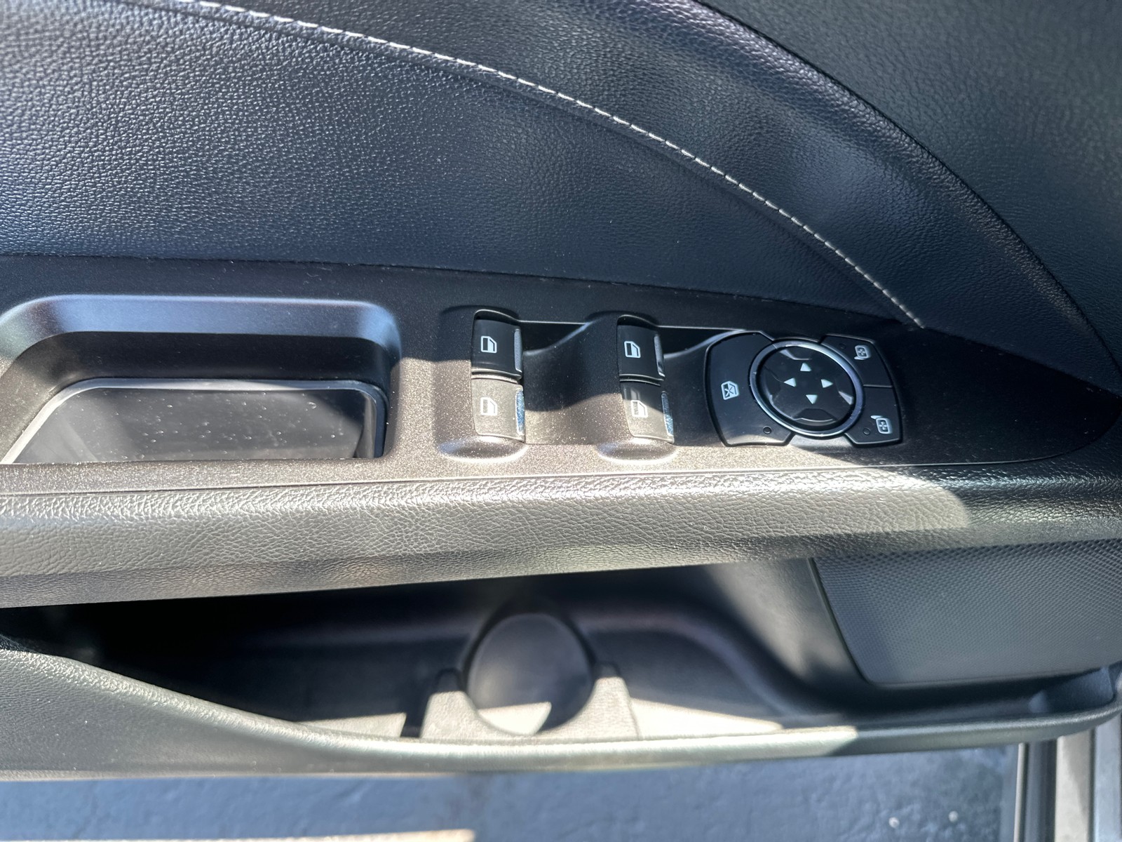 2017 Ford Fusion Titanium 28