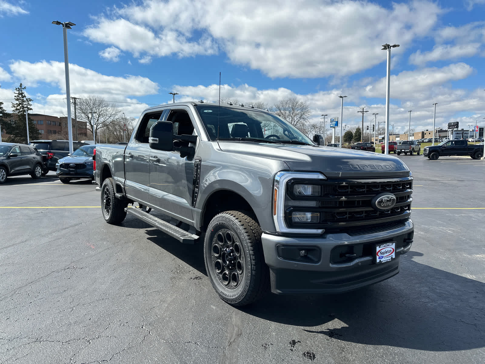 2024 Ford Super Duty F-250 SRW LARIAT 4WD Crew Cab 6.75 Box 10