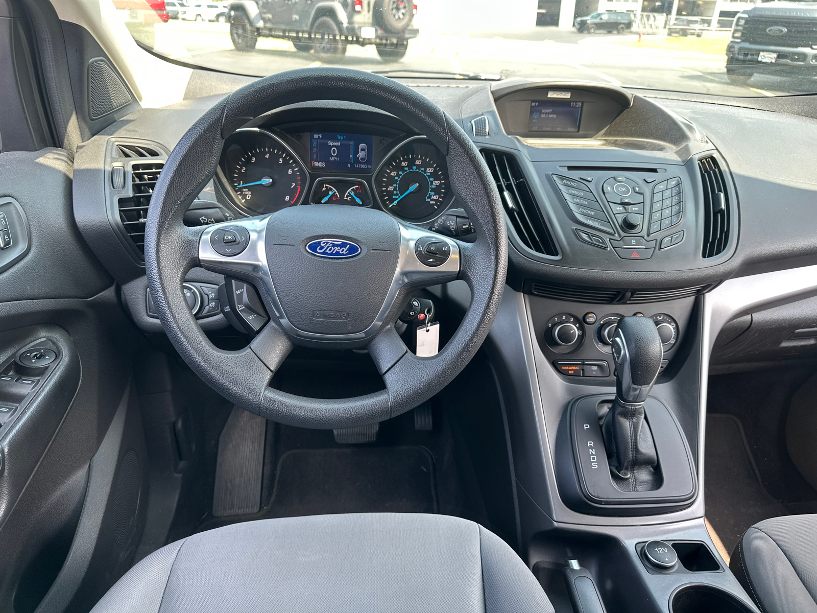 2015 Ford Escape SE 16