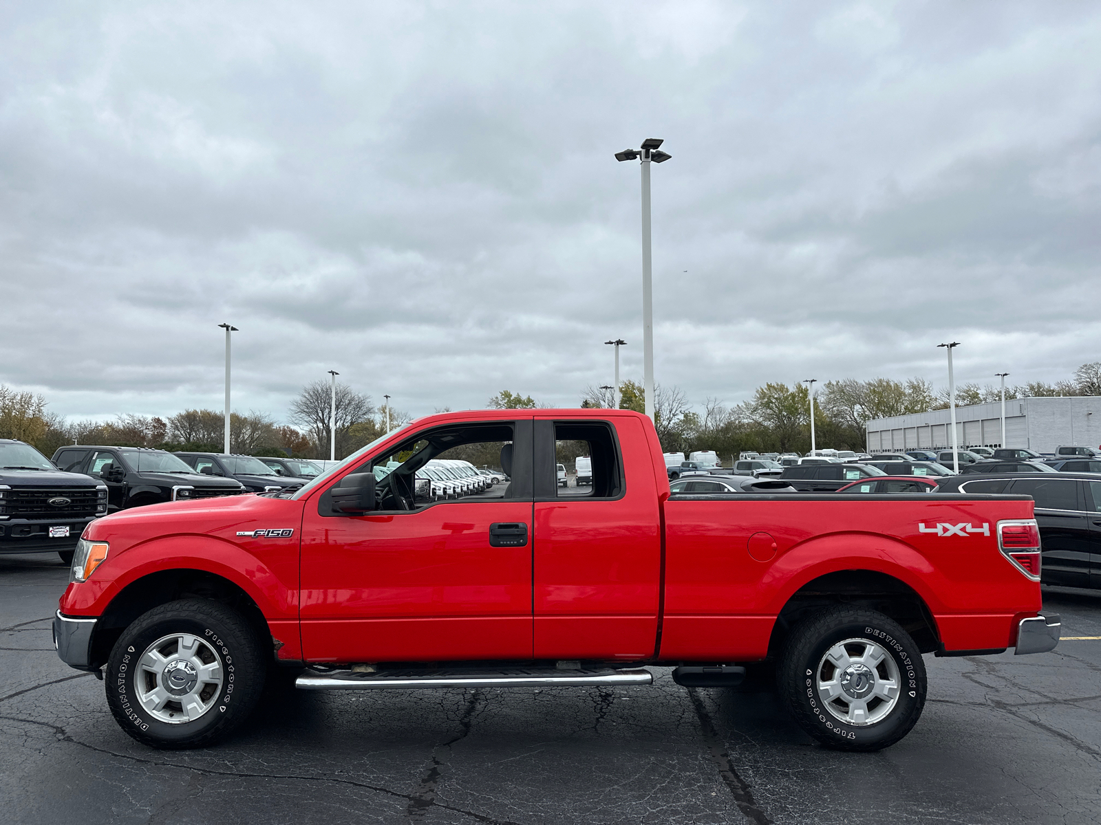 2011 Ford F-150 XLT 4WD SuperCab 145 5