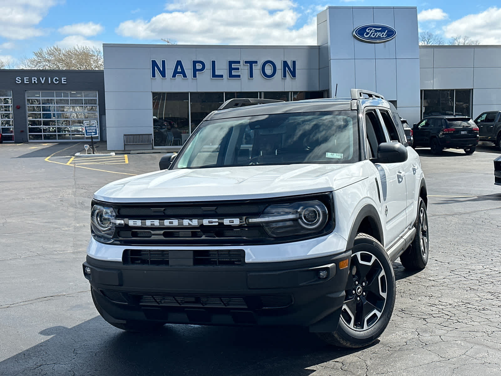 2024 Ford Bronco Sport Outer Banks 1