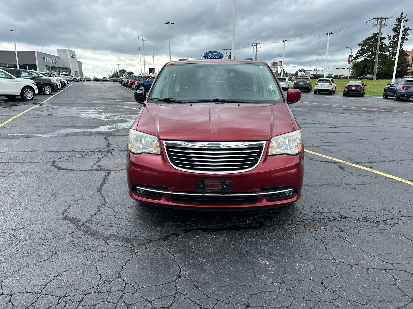 2014 Chrysler Town & Country Touring 3