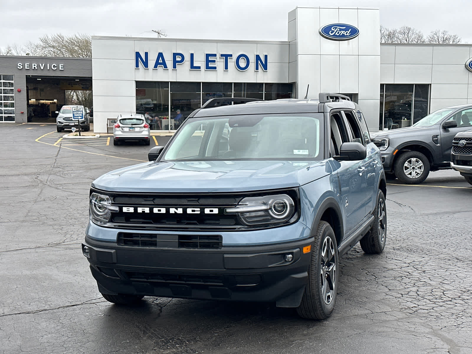 2024 Ford Bronco Sport Outer Banks 1