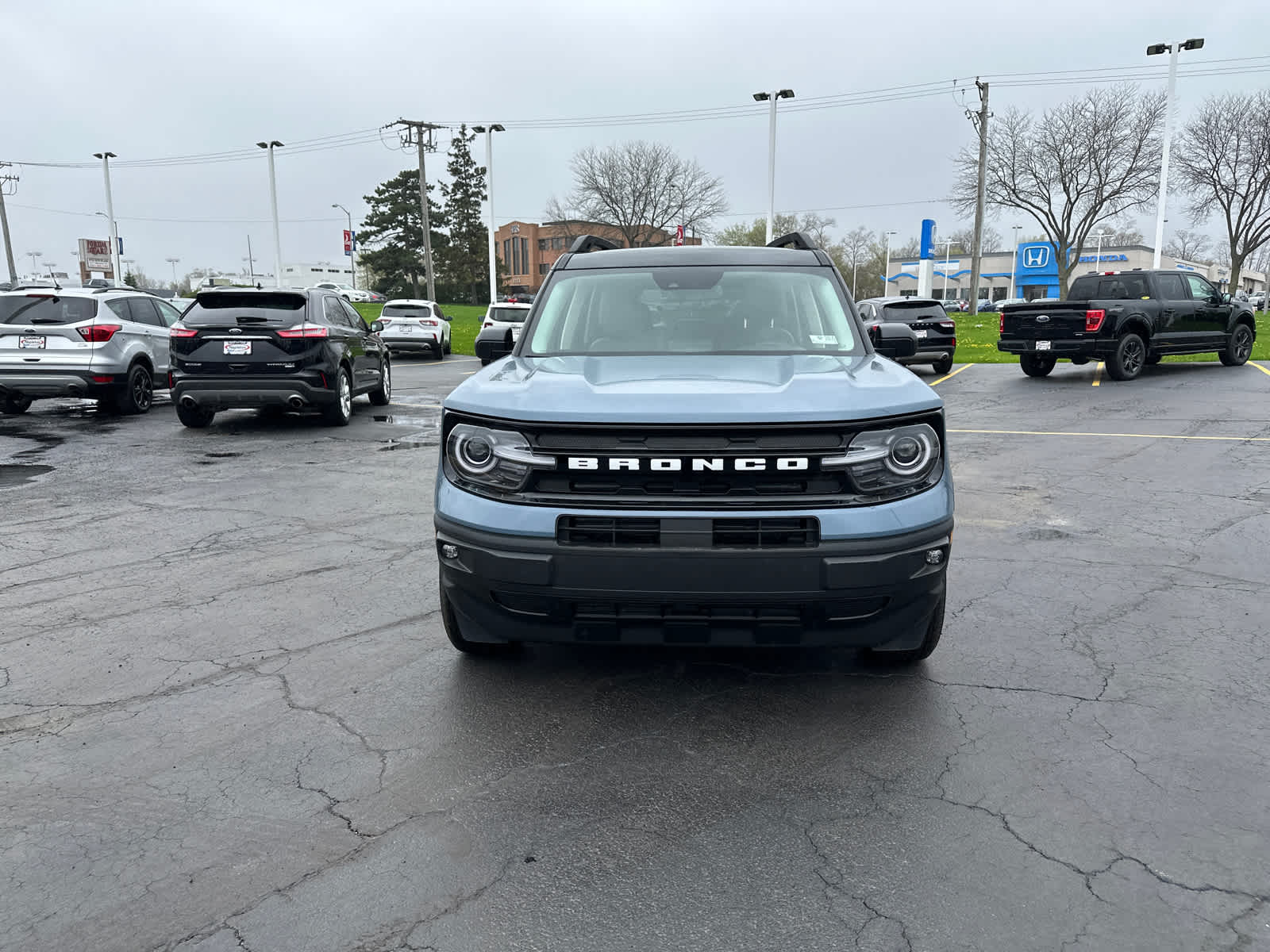 2024 Ford Bronco Sport Outer Banks 3