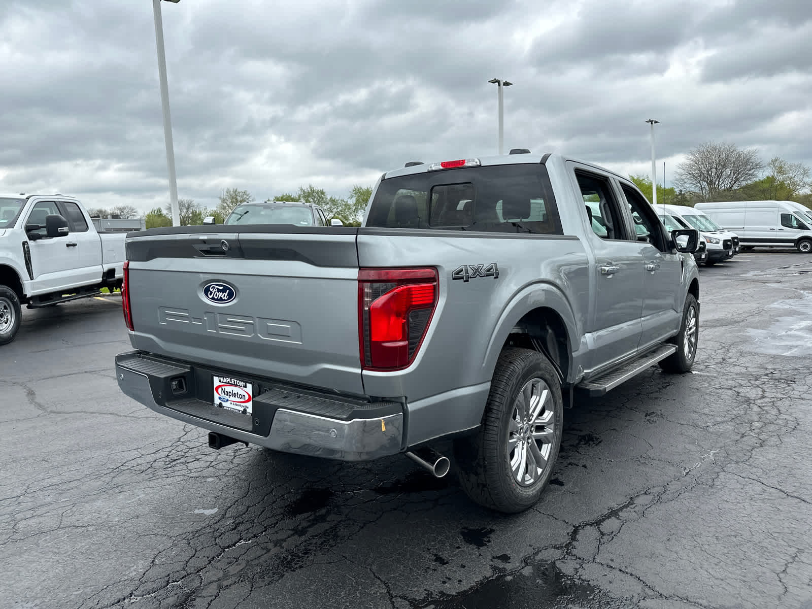 2024 Ford F-150 XLT 4WD SuperCrew 5.5 Box 8