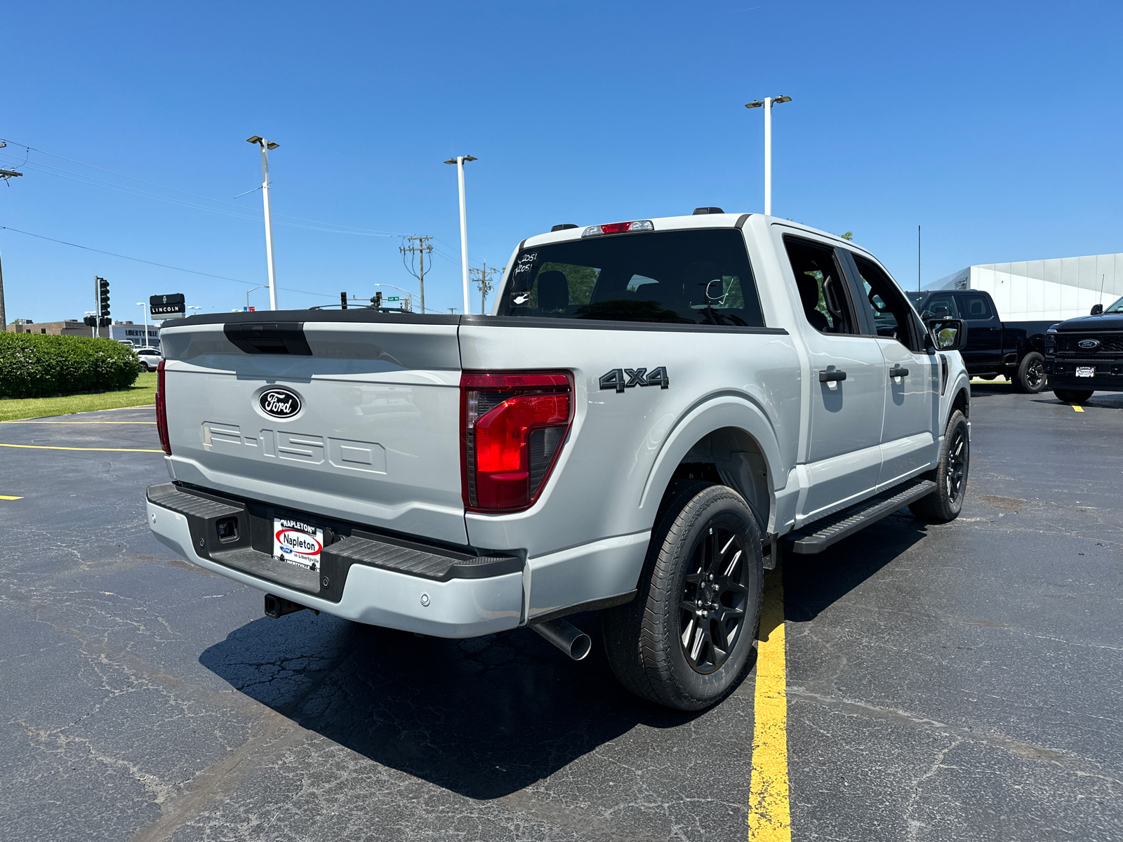 2024 Ford F-150 STX 4WD SuperCrew 5.5 Box 8