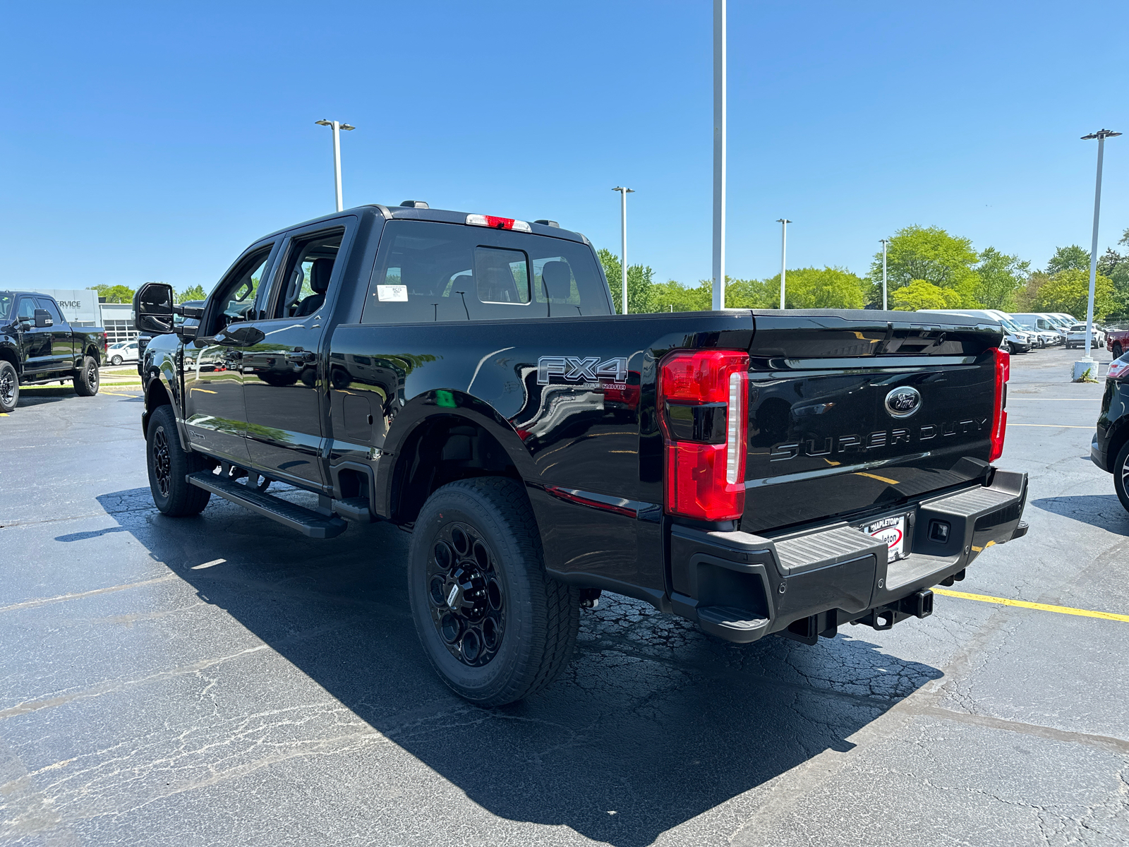 2024 Ford Super Duty F-250 SRW LARIAT 4WD Crew Cab 6.75 Box 6