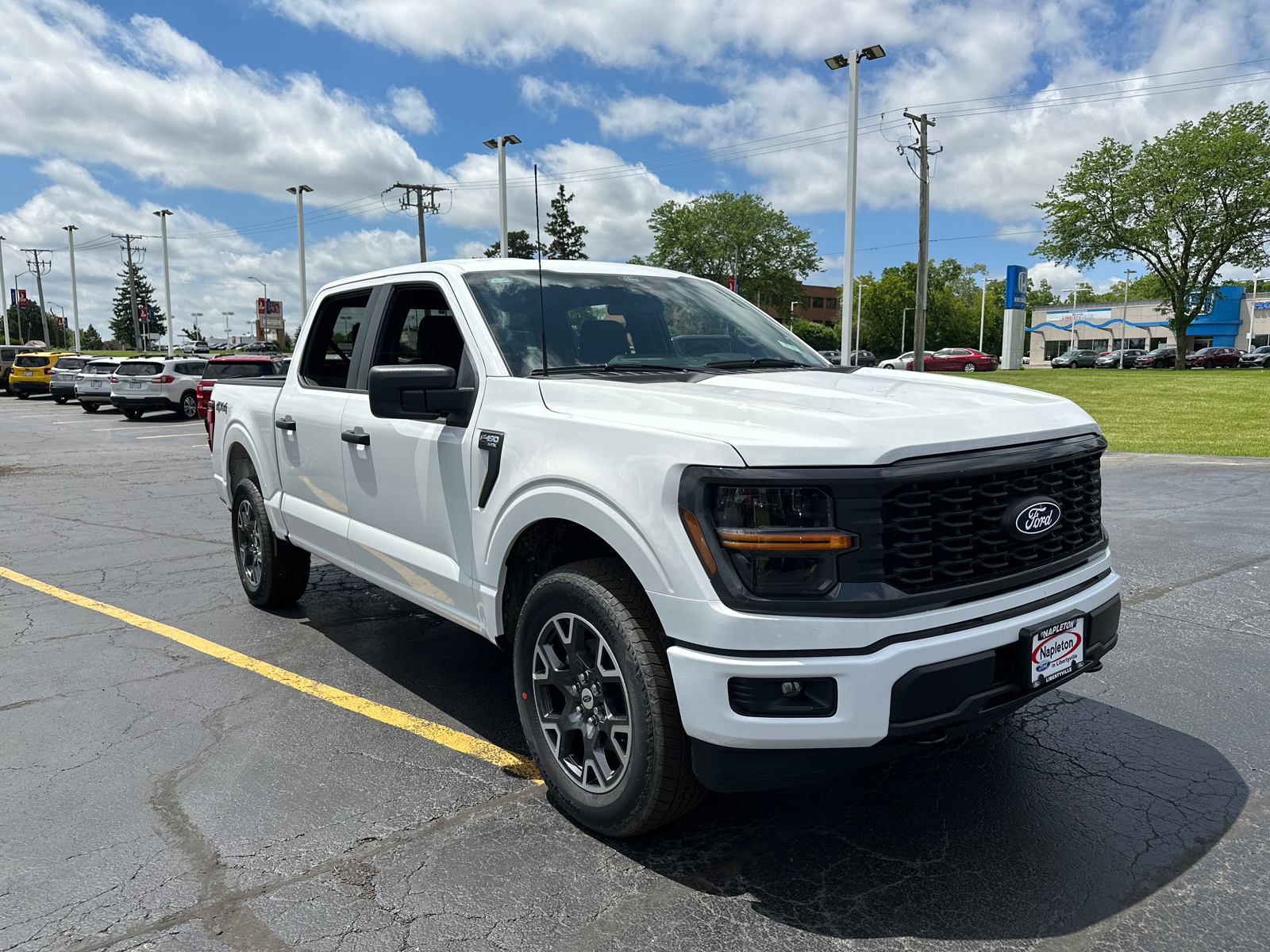 2024 Ford F-150 STX 4WD SuperCrew 5.5 Box 10